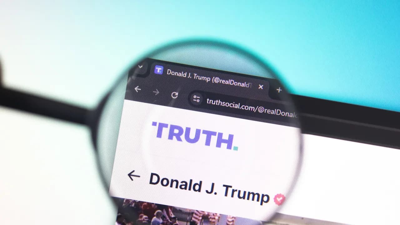 Truth Social Files New Bitcoin, Ether, And Cronos ETF Filings Despite SEC Delays