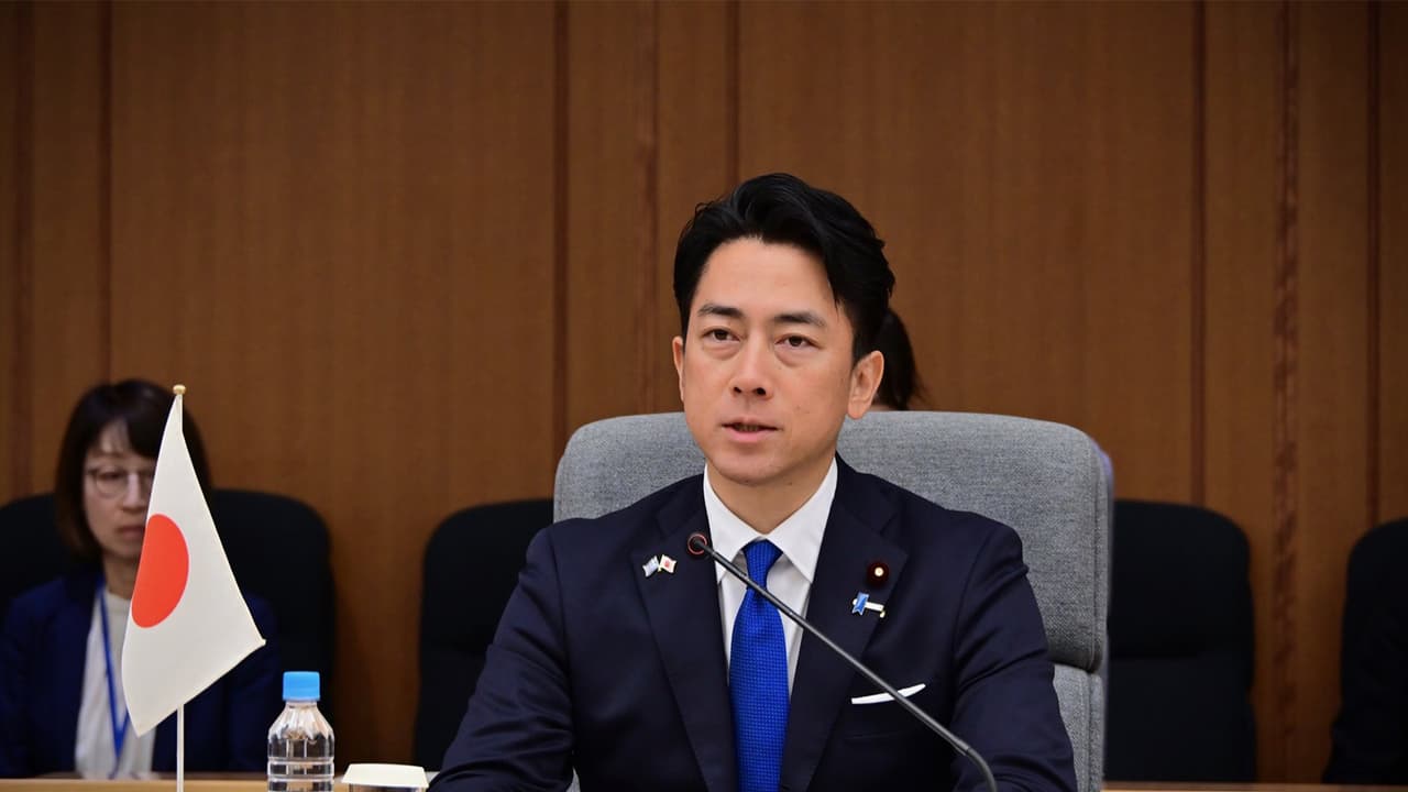 China fighter jet locks radar on Japanese plane; Tokyo protests