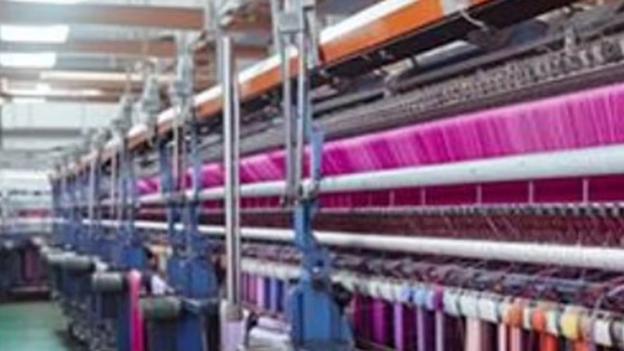 Chhattisgarh Woos Textile Investors with Massive 200% FCI Incentives