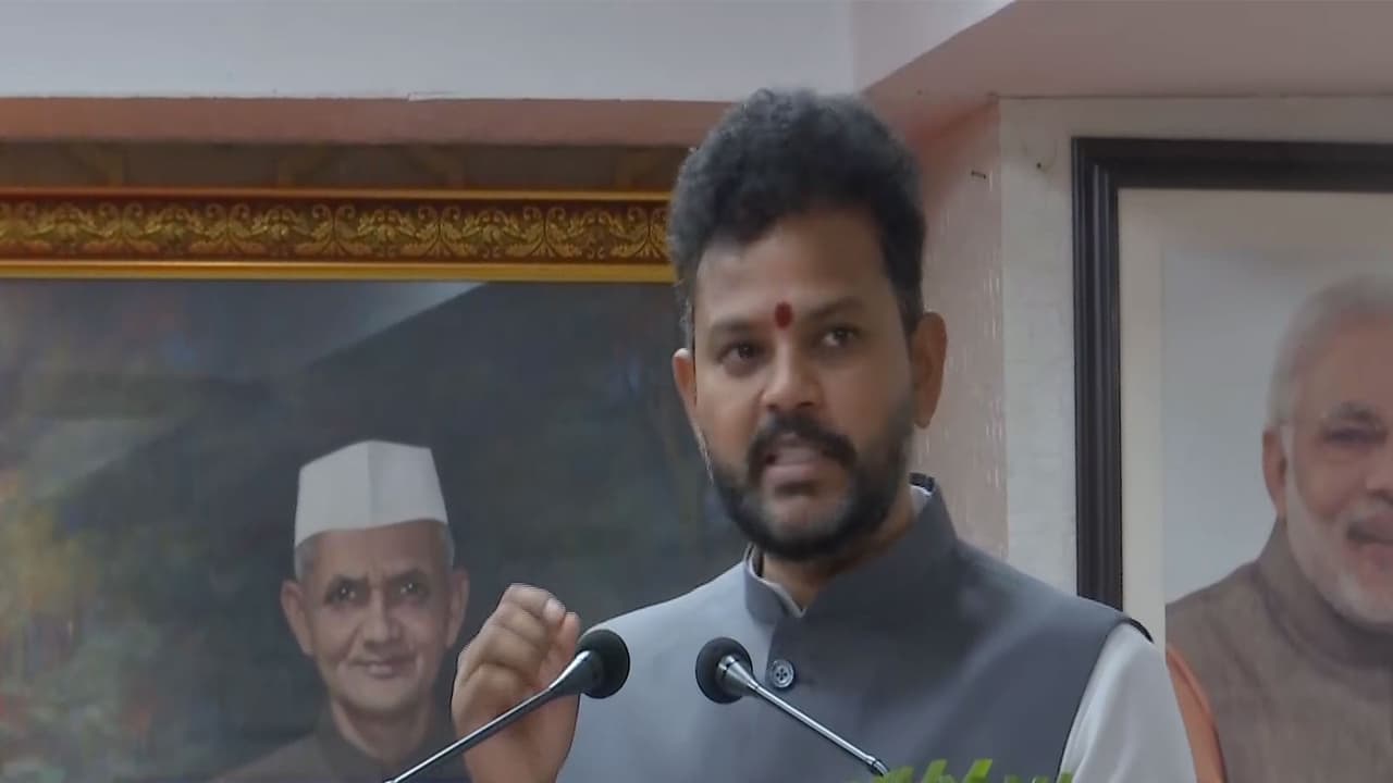 Gati Shakti Uni, DGCA ink MoU to boost India's aviation workforce