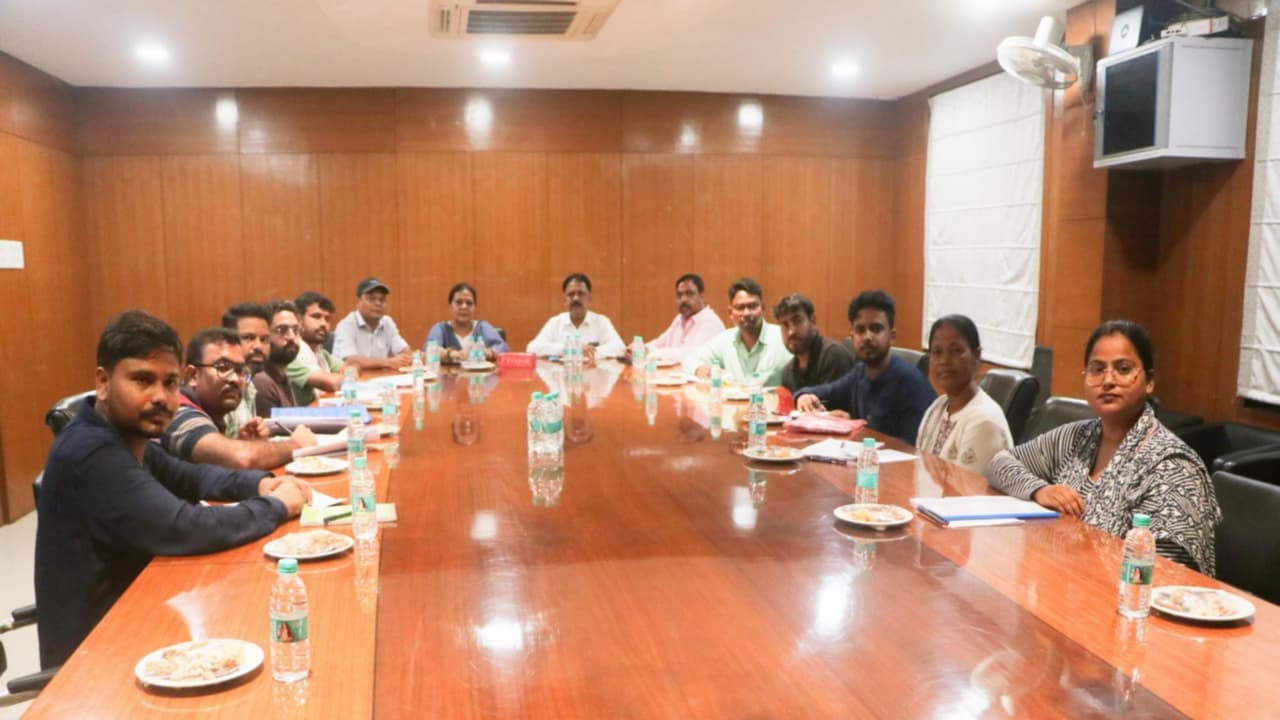 Jharkhand govt to 'seriously deliberate' on JPSC-JSSC aspirants' demands