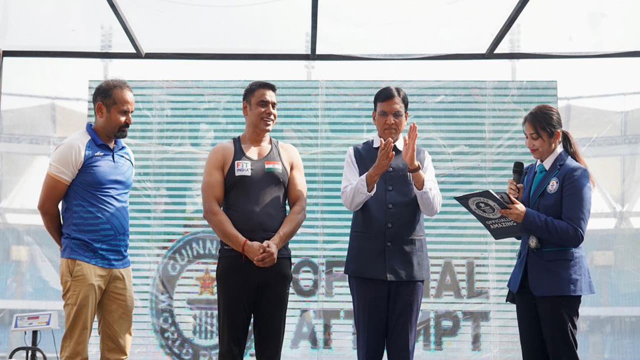 India's 'Push-up Man' Rohtash Chaudhary breaks Guinness World Record