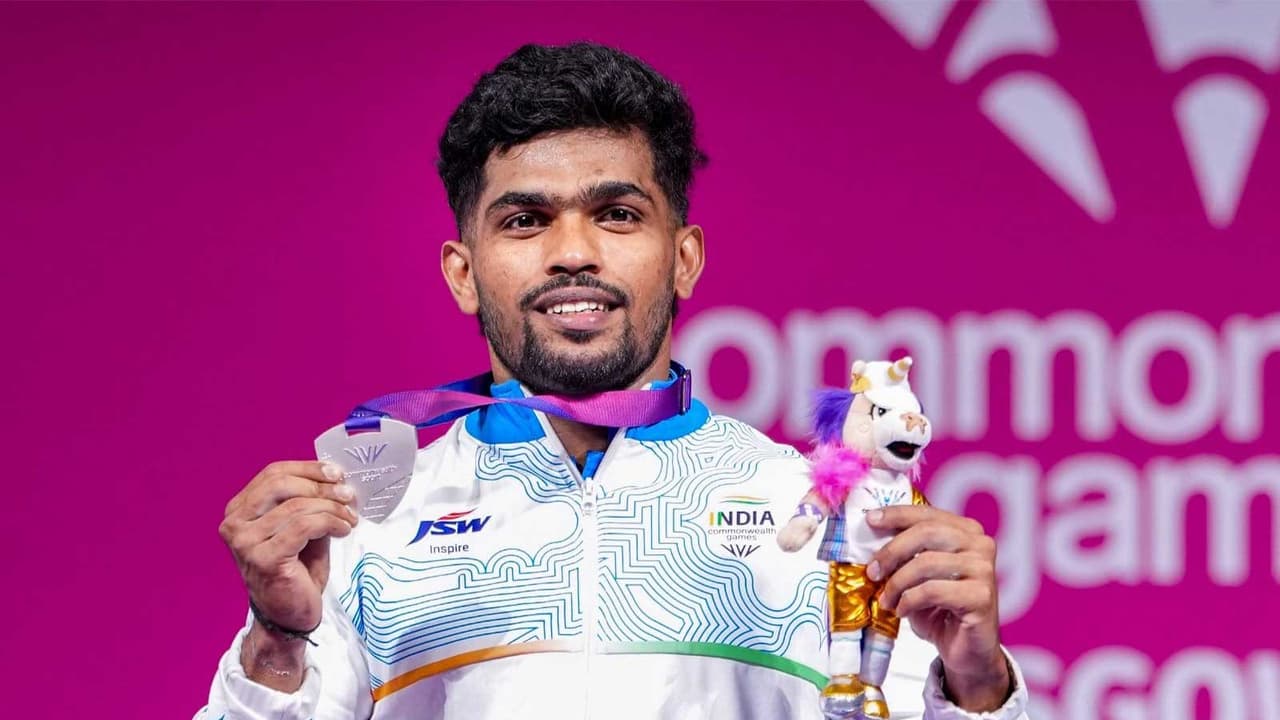 CWG medallist Raja Muthupandi seeks weightlifting centres in TN