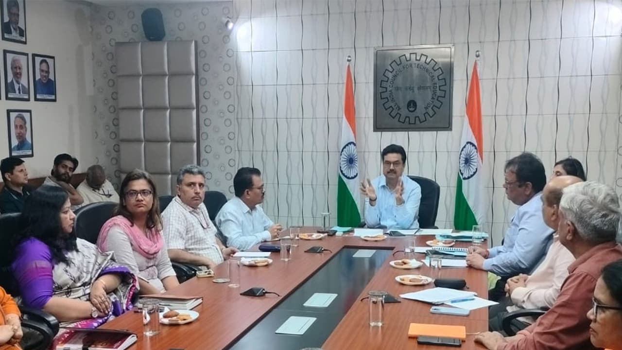 AICTE launches 500 offline FDPs to boost technical education quality