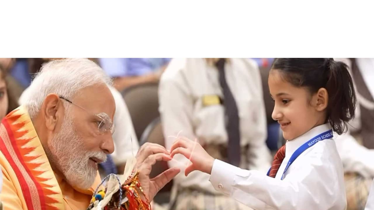 'Ashirwad Ka Diya': Musicians' musical tribute for PM Modi's birthday