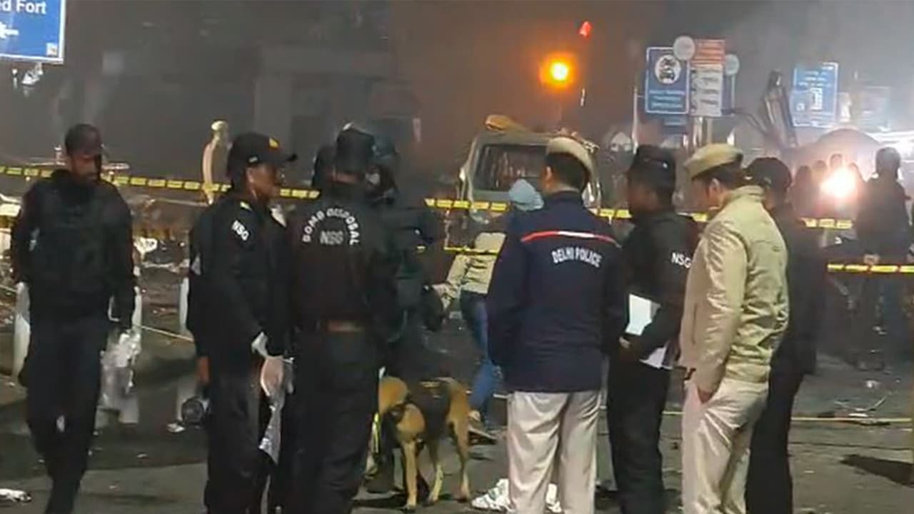 Delhi Red Fort Blast: Maldives, Bangladesh extend condolences to India