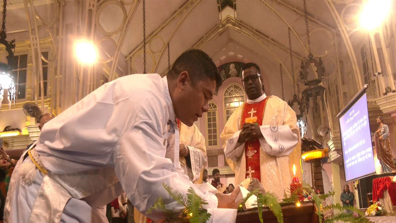 Nepal's Christians mark Christmas Eve with prayers, carols in Lalitpur