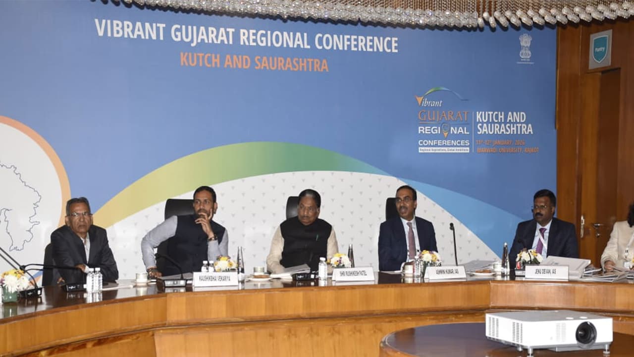 Vibrant Gujarat: Top Firms Discuss Green Energy Roadmap in Rajkot