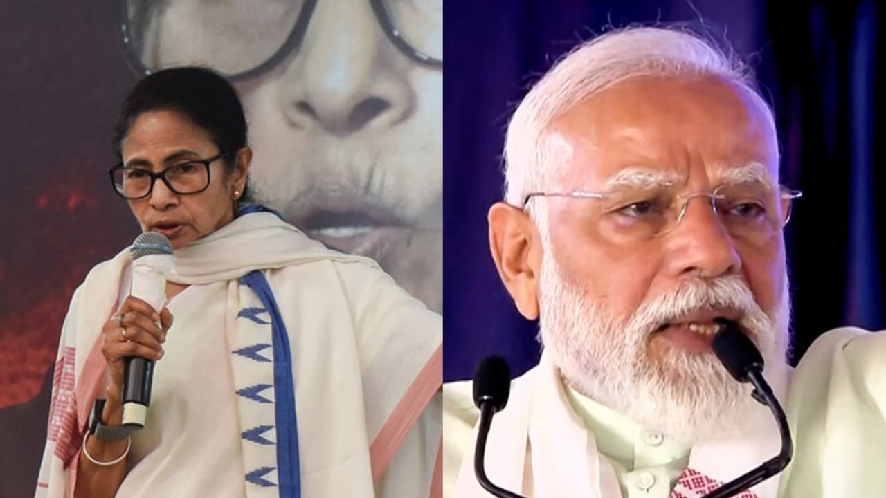 Modi vs Mamata: Political row erupts over President's Bengal visit