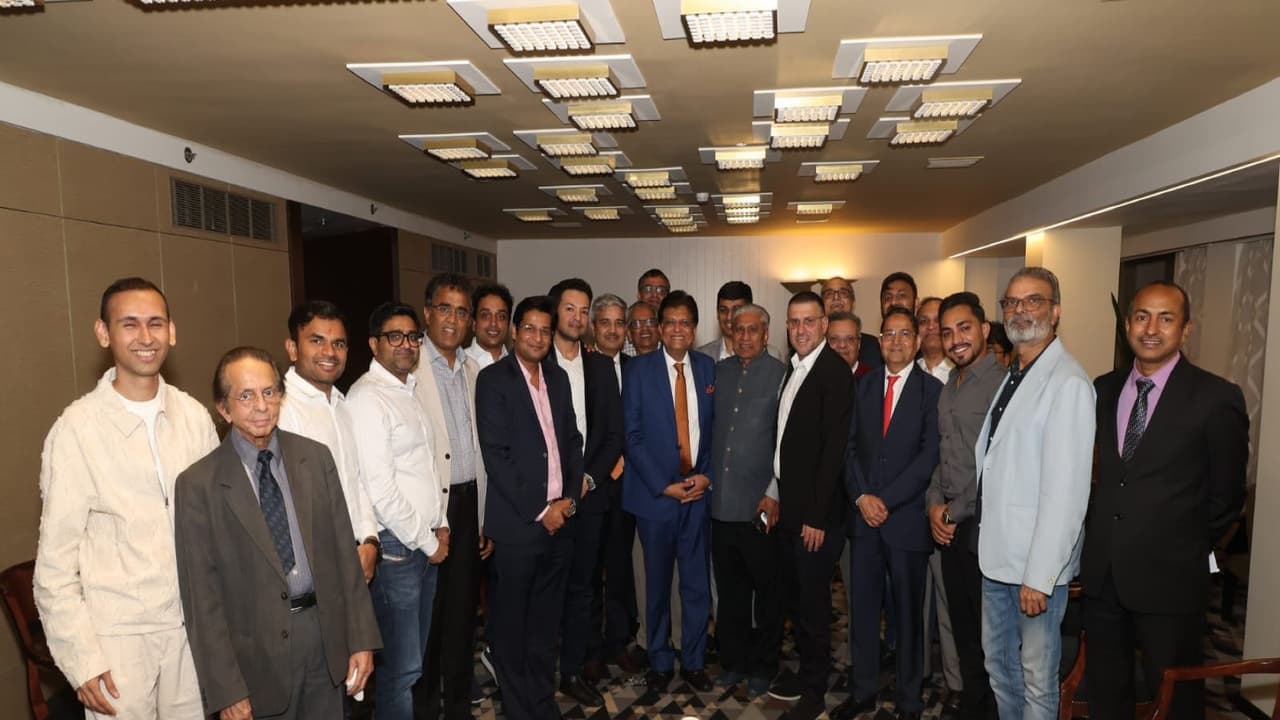 Piyush Goyal in Israel, meets diamond merchants to boost bilateral trade