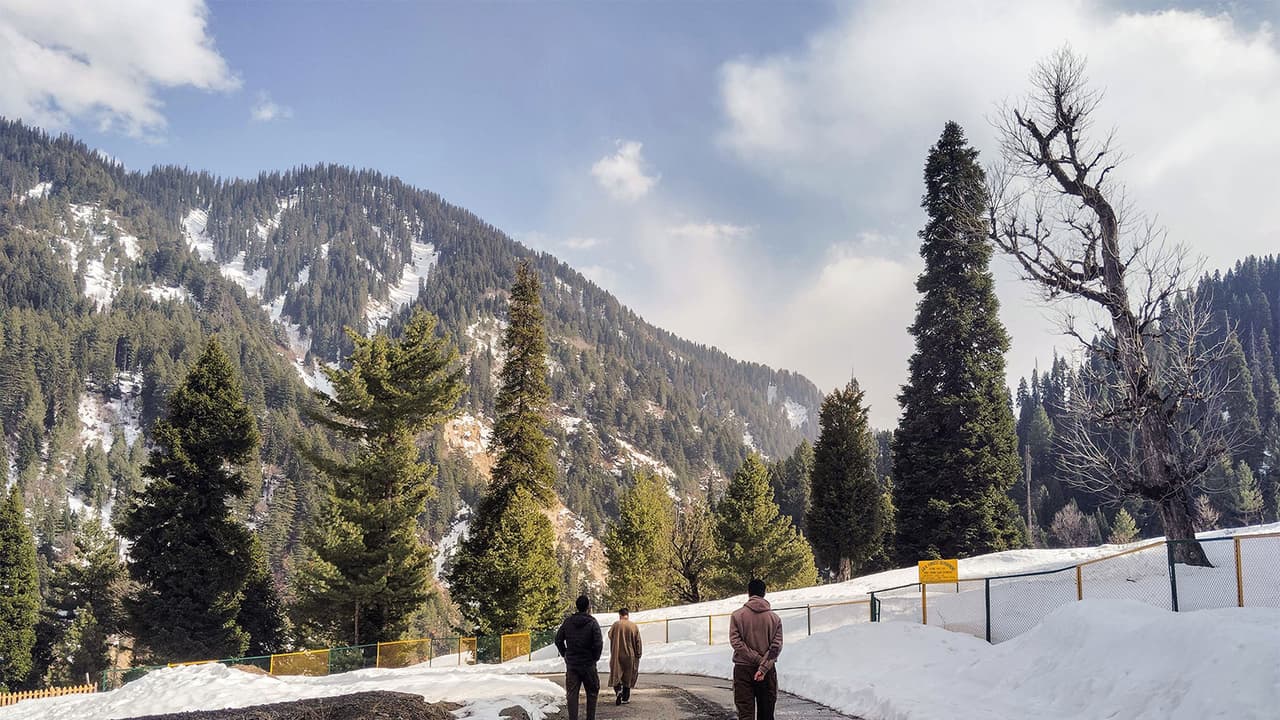 North Kashmir tourism push: 'Shumali Kashmir' portal, magazine launched
