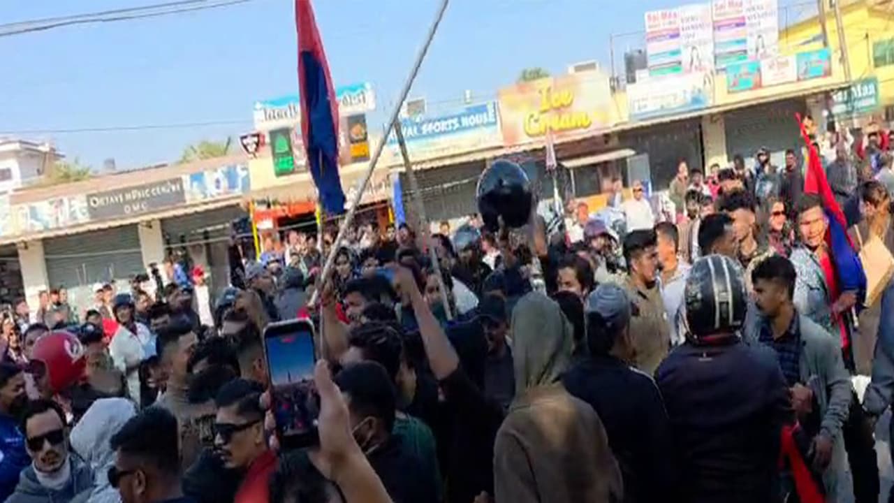 Nepal: Gen-Z protesters, UML cadres clash in Dhangadhi; one injured