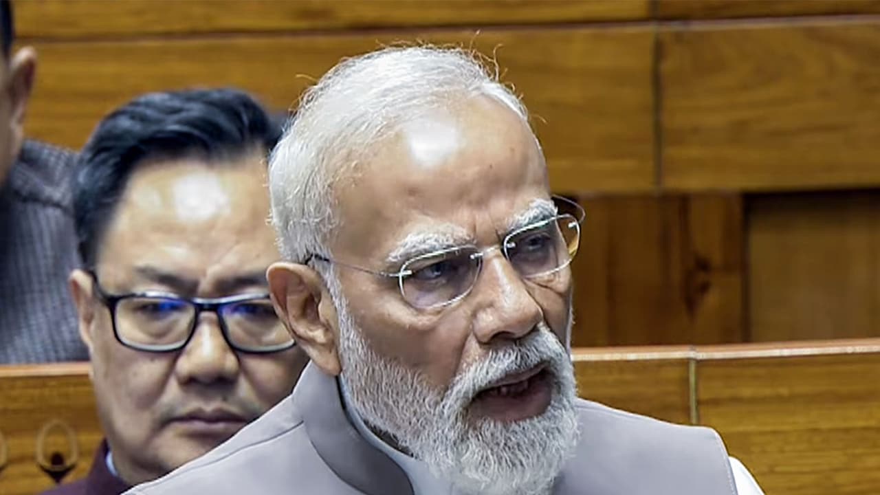 PM Modi slams 'ruthless' Mamata govt for stalling Bengal's development