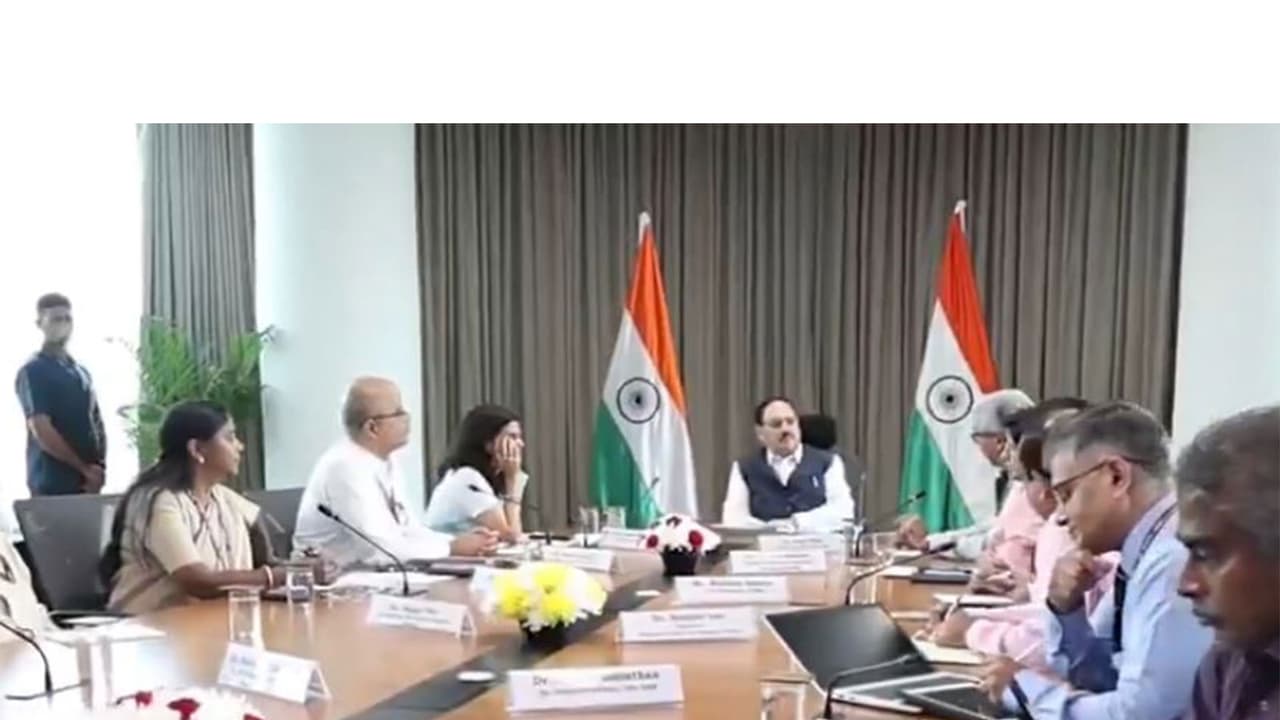 Ebola Outbreak: Health Minister reviews India's preparedness measures