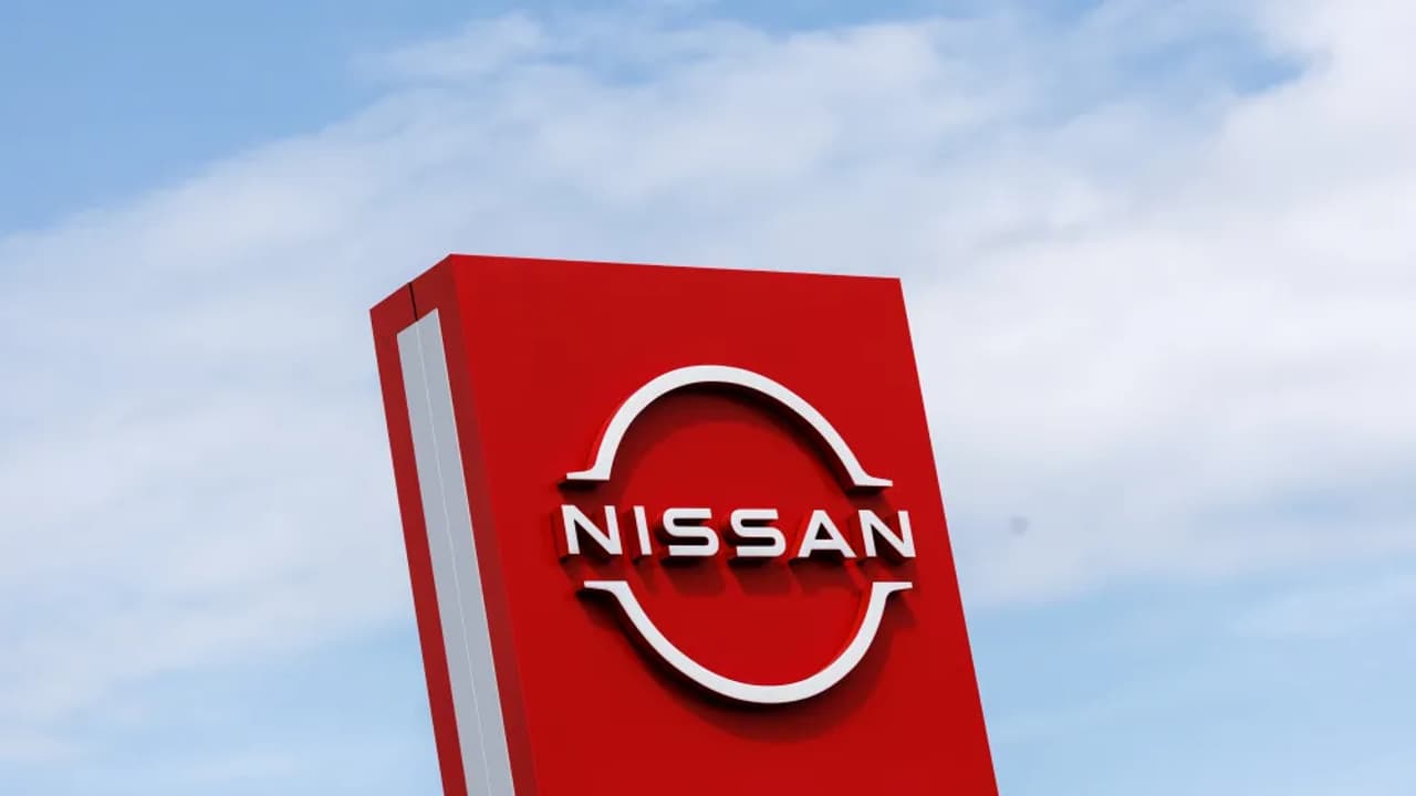 Nissan Stock Sinks In Tokyo After Mercedes-Benz Pension Trust Moves To Dump Entire 3.8% Stake Amid Restructuring Woes