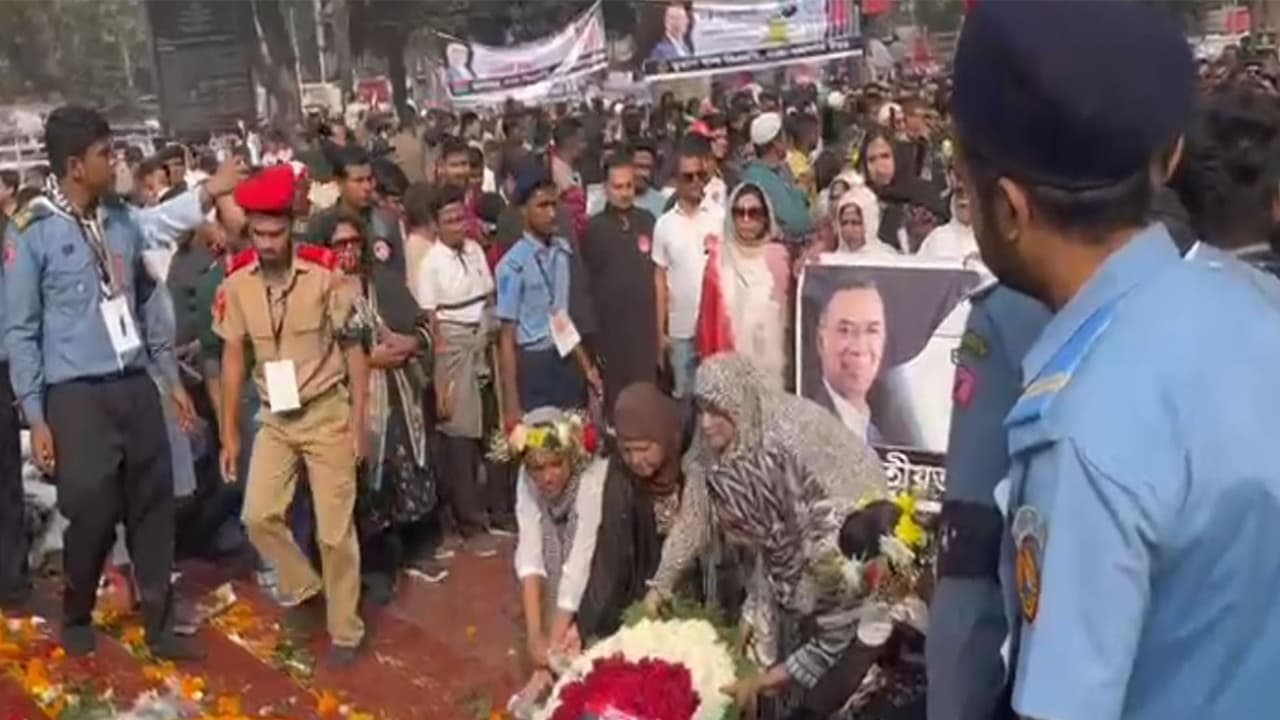 Bangladesh pays homage to Language Movement martyrs who died for Bengali