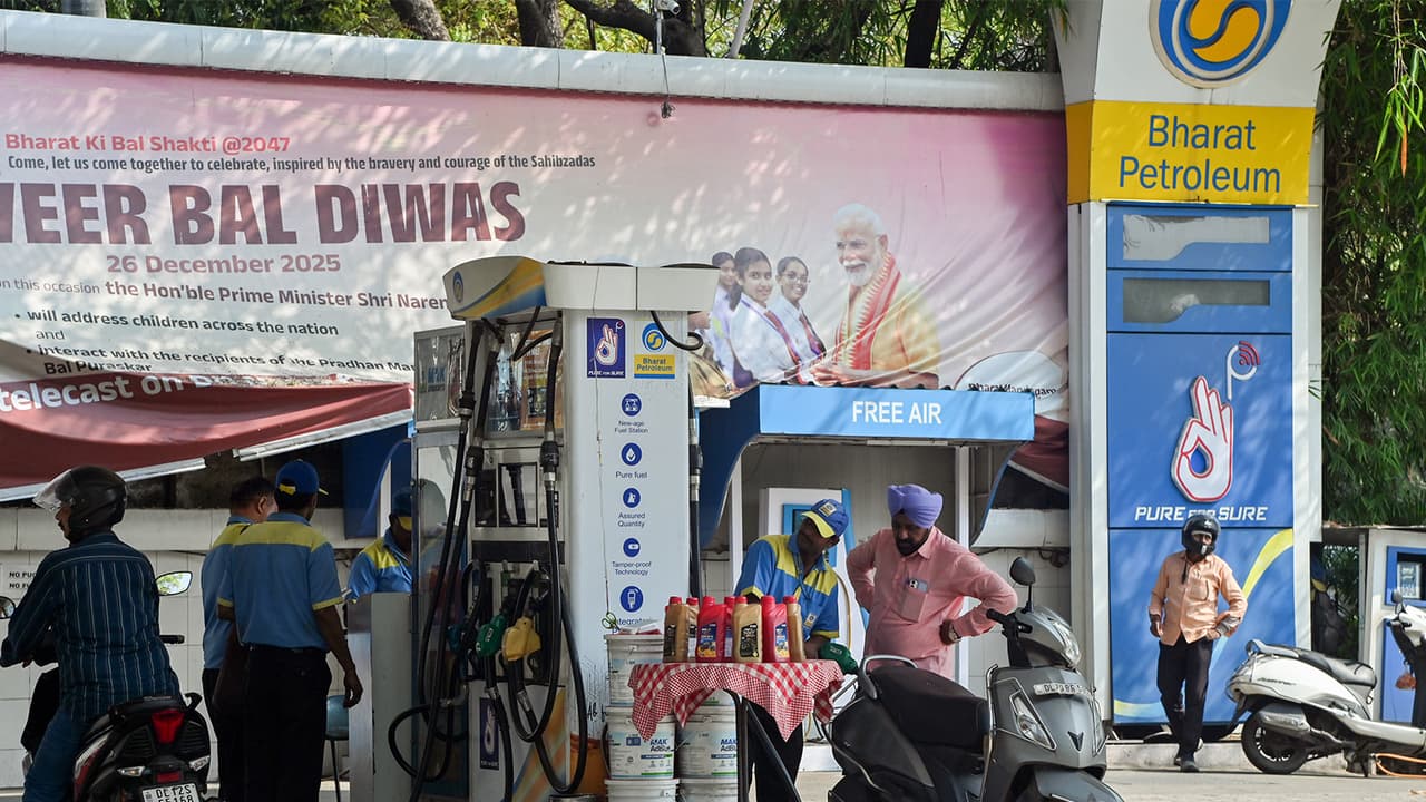 Govt Revises Fuel Excise Duty; Retail Prices to Remain Unchanged