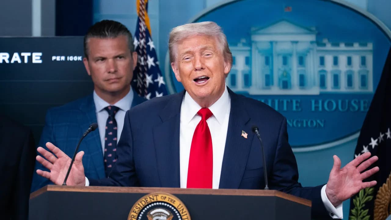 Trump Says He Will Speak To European Leaders Ahead Of Summit With Putin Over Ukraine Conflict