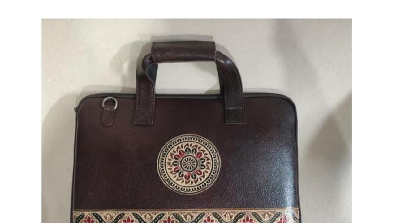 PM Modi Gifts Shantiniketan Handbag, Tagore's Works to Swedish PM