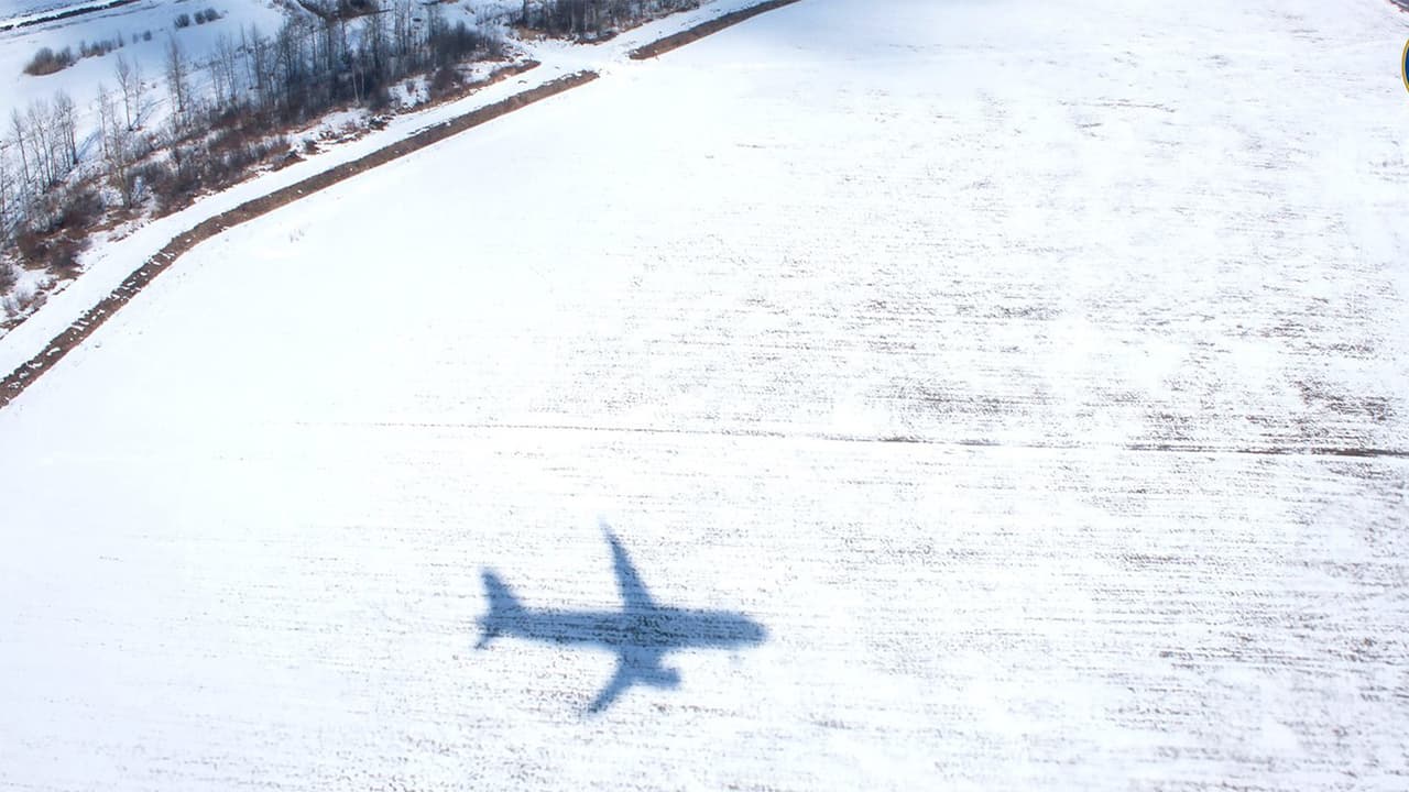 Maine: Bombardier jet with 8 people crashes during takeoff at Bangor