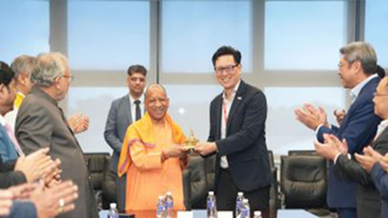 UP deepens ties with Singapore, signs MoUs for growth, aviation