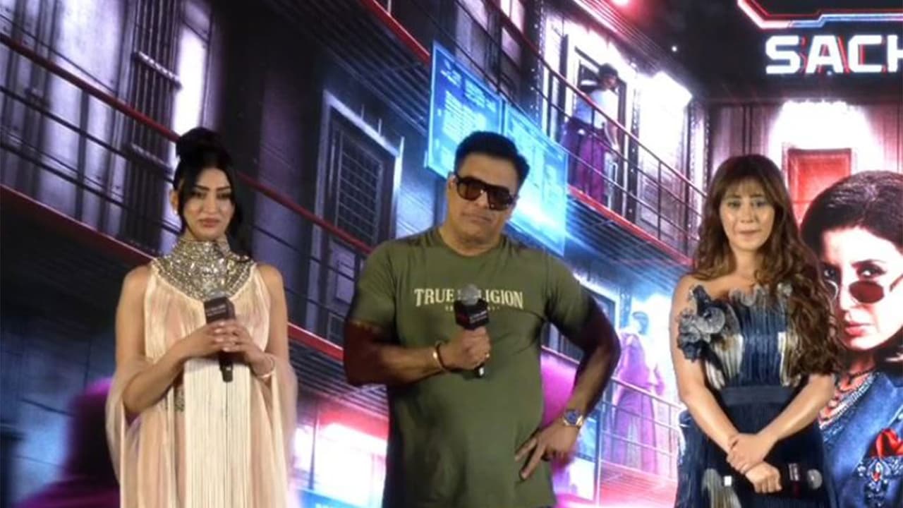 Lock Upp: Ram Kapoor is first contestant; Farah Khan, Riteish to host