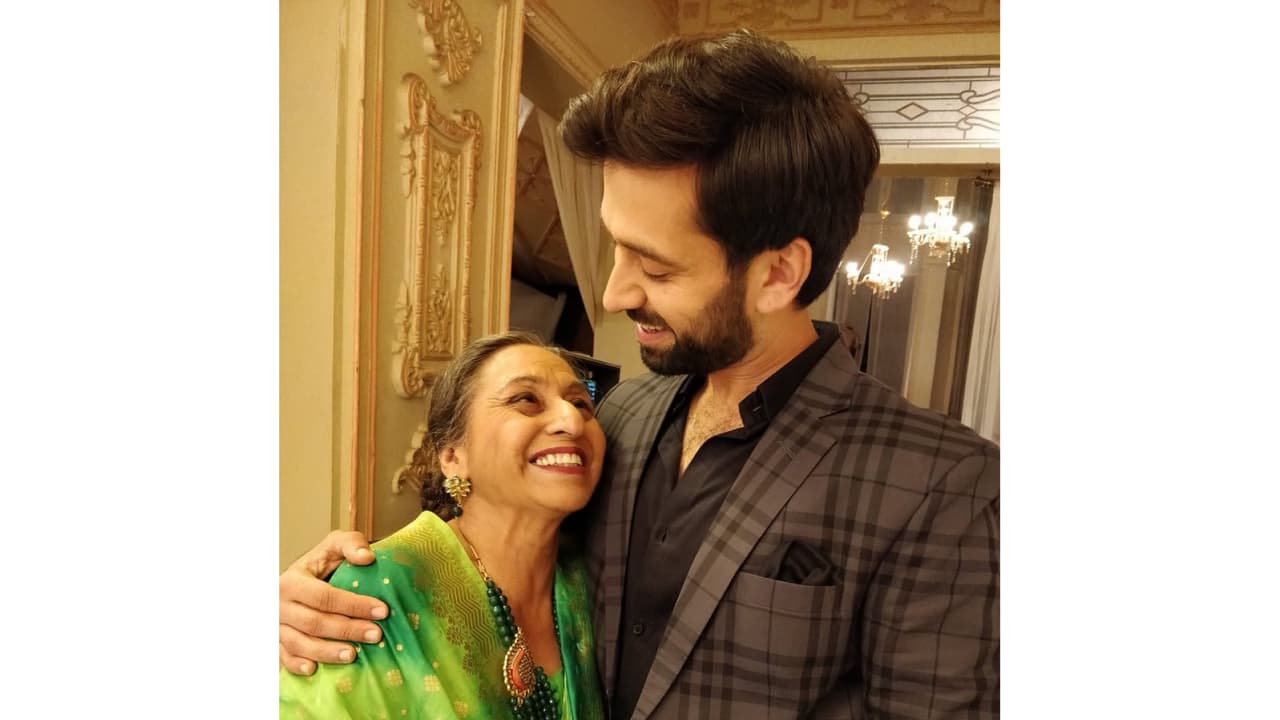 Nakuul Mehta pays heartfelt tribute to 'Ishaqbaaz' co-star Navnindra Behl