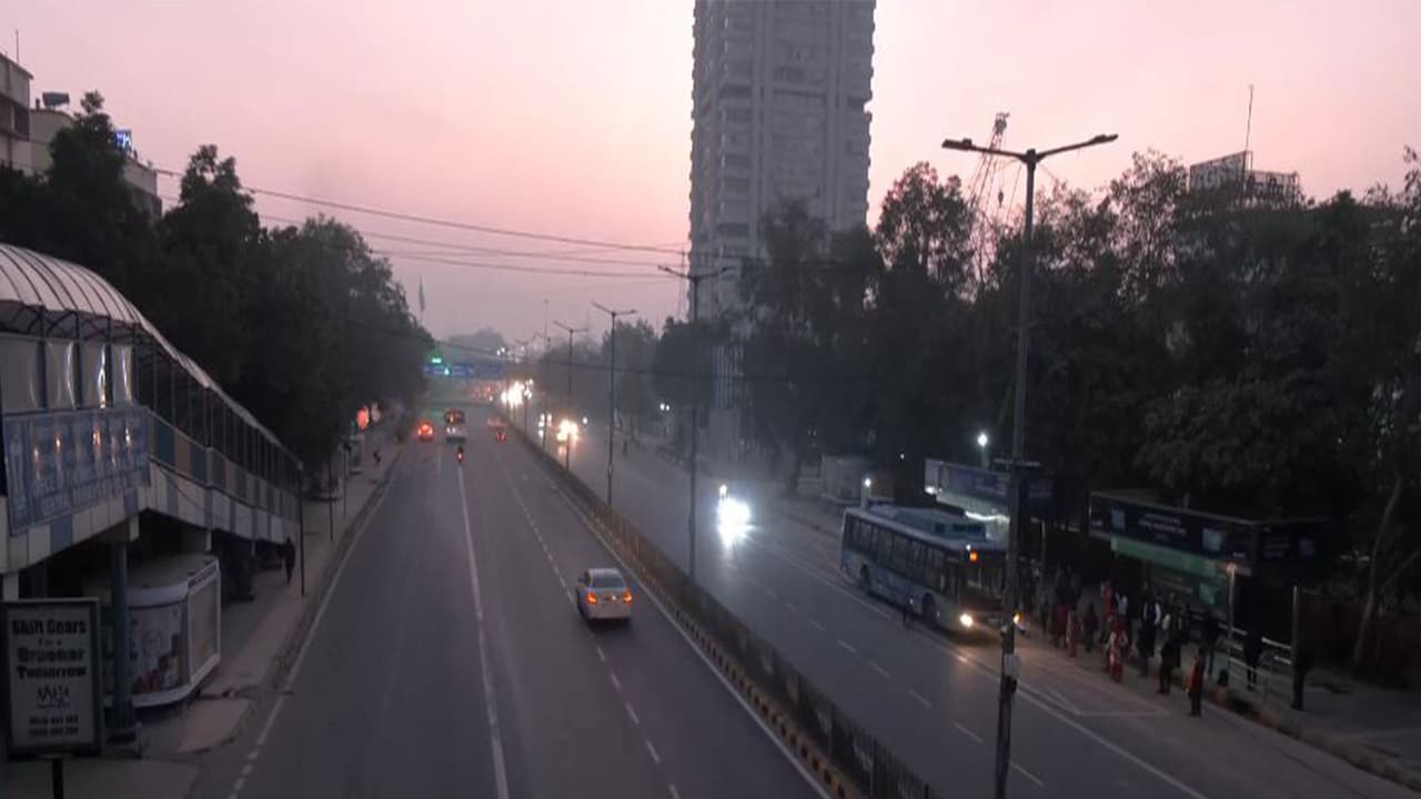 Delhi's air quality sees slight improvement but remains in 'poor' zone