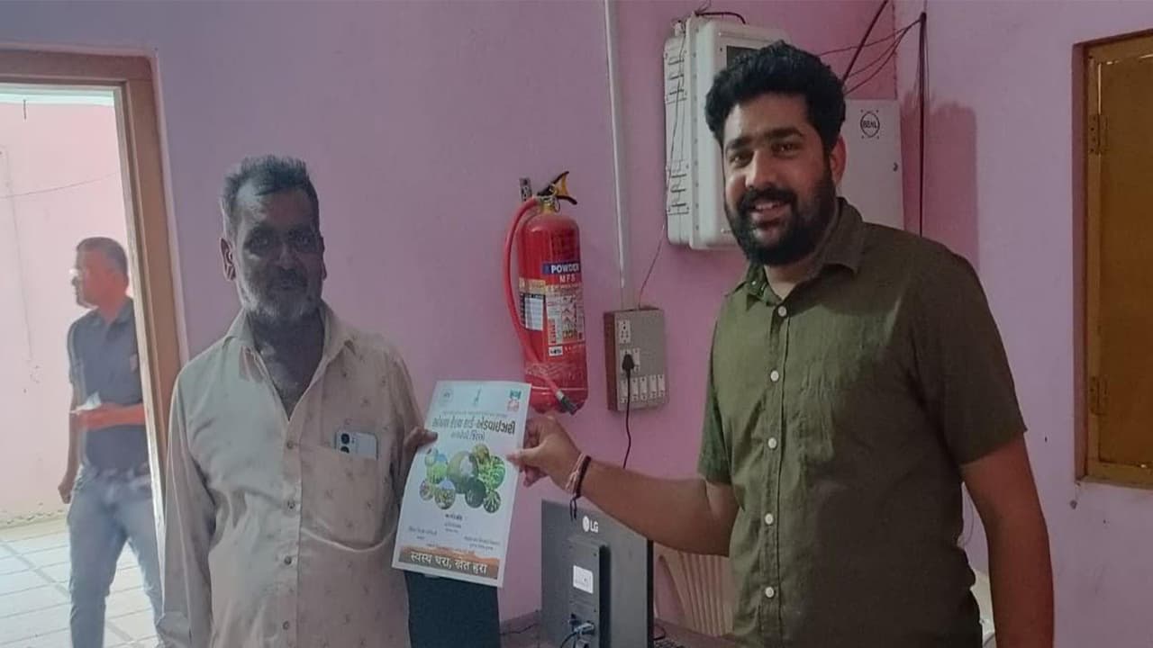 Gujarat leads in sustainable farming with 2.19 crore Soil Health Cards