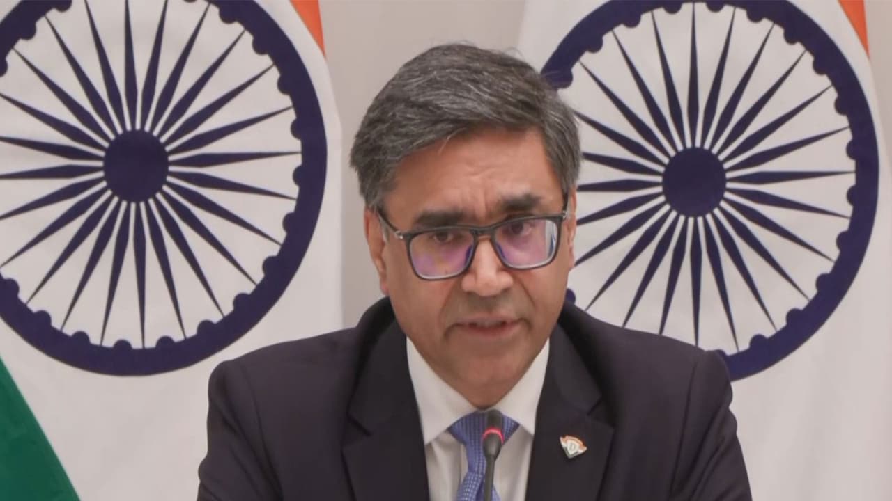 India, Seychelles ink Rs 1250 crore line of credit, extradition treaty