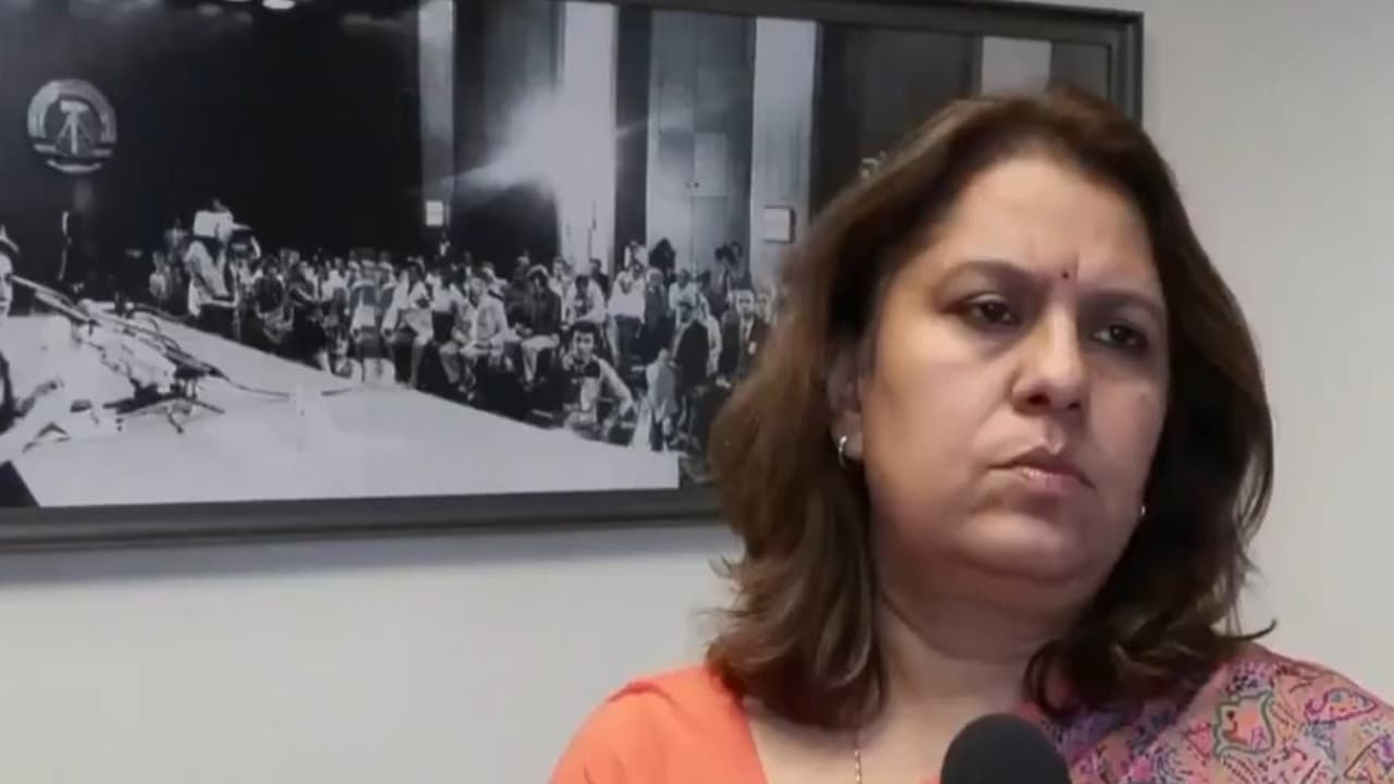 Congress accuses EC of 'vote theft', questions deaths of 20 BLOs