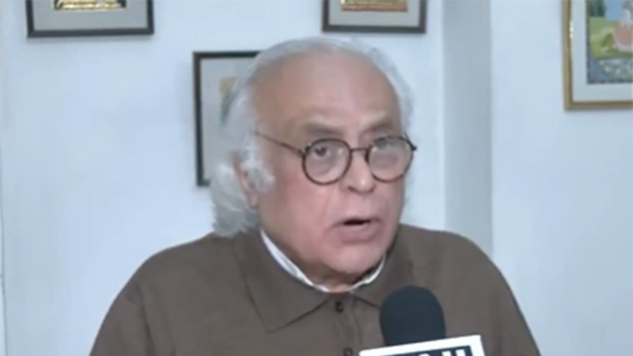 Congress slams Modi govt over US monitoring of India's Russian oil