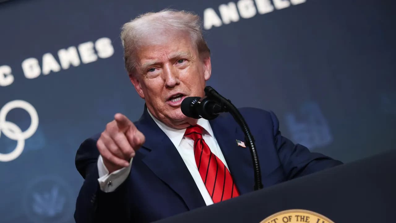 Trump Tells Goldman CEO David Solomon To ‘Focus On Being a DJ’ Over ...