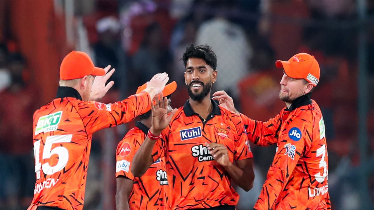 Praful Hinge's historic IPL debut: 3 wickets in first over for SRH