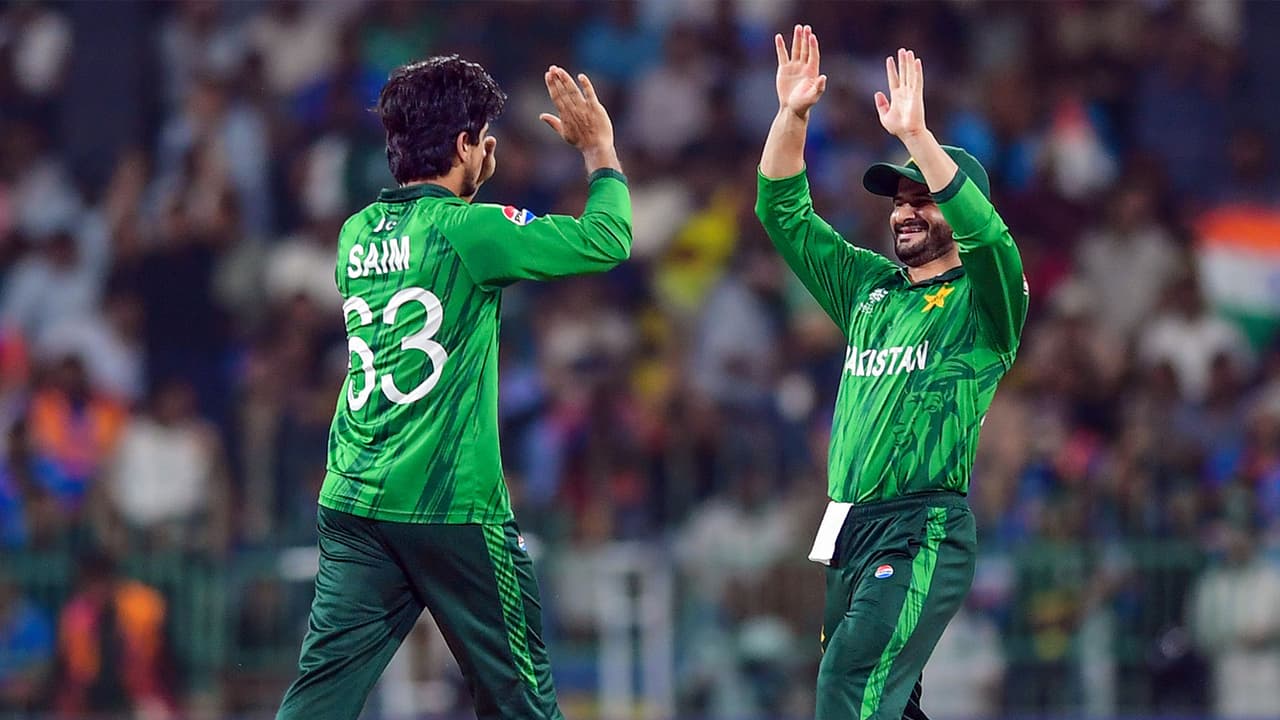 Pakistan equals T20 World Cup record with 18 spin overs vs India