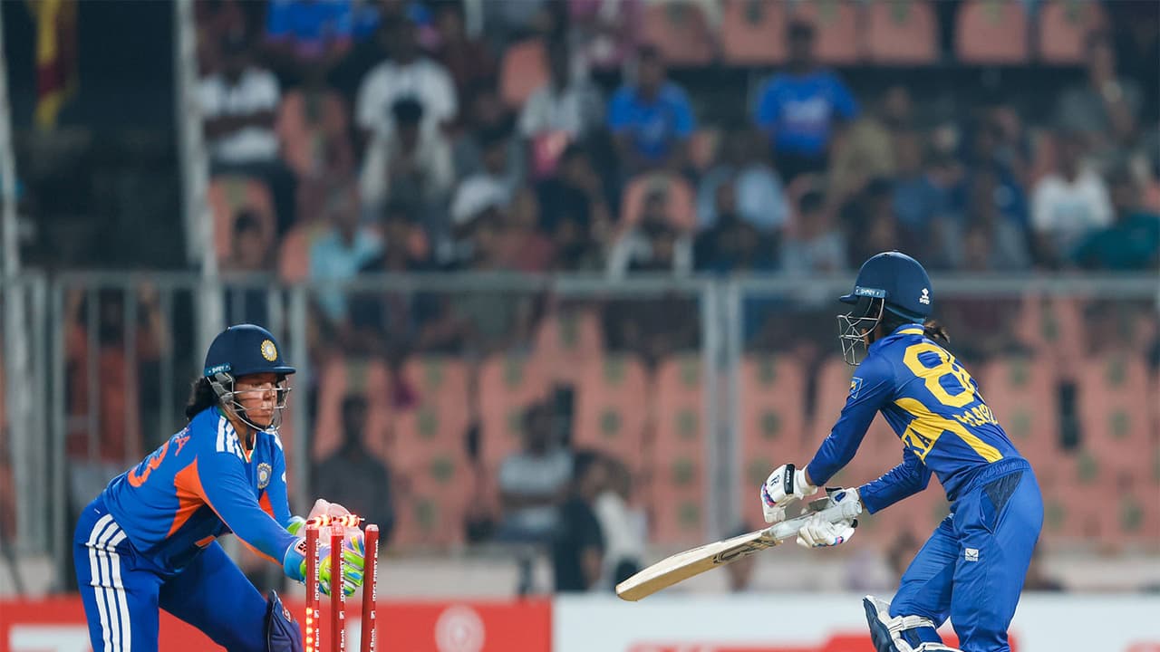 5th T20I: Sri Lanka opt to bowl; India Women eye 5-0 series sweep