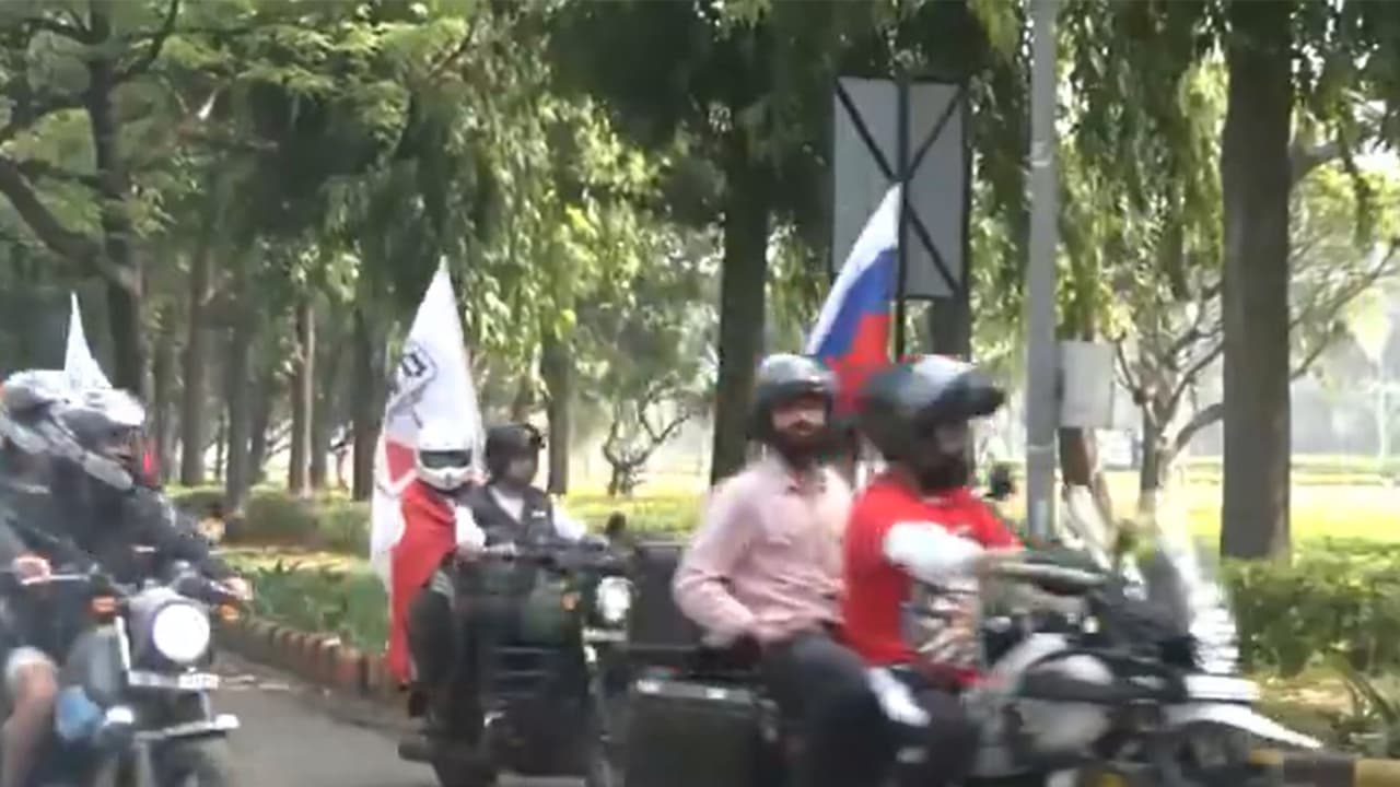 Indo-Russian bike rally in Delhi honours Soviet victory heroes