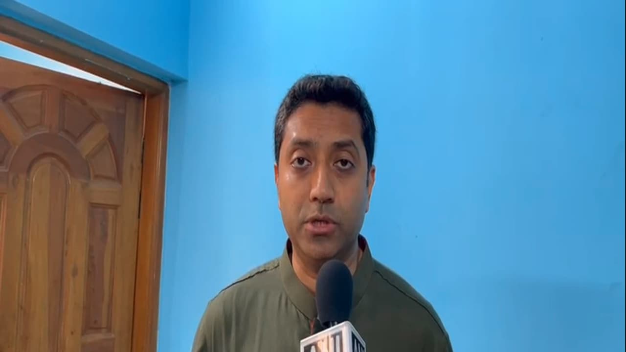 Bangladesh Election: Campaigning enters final hours ahead of Feb 12 poll