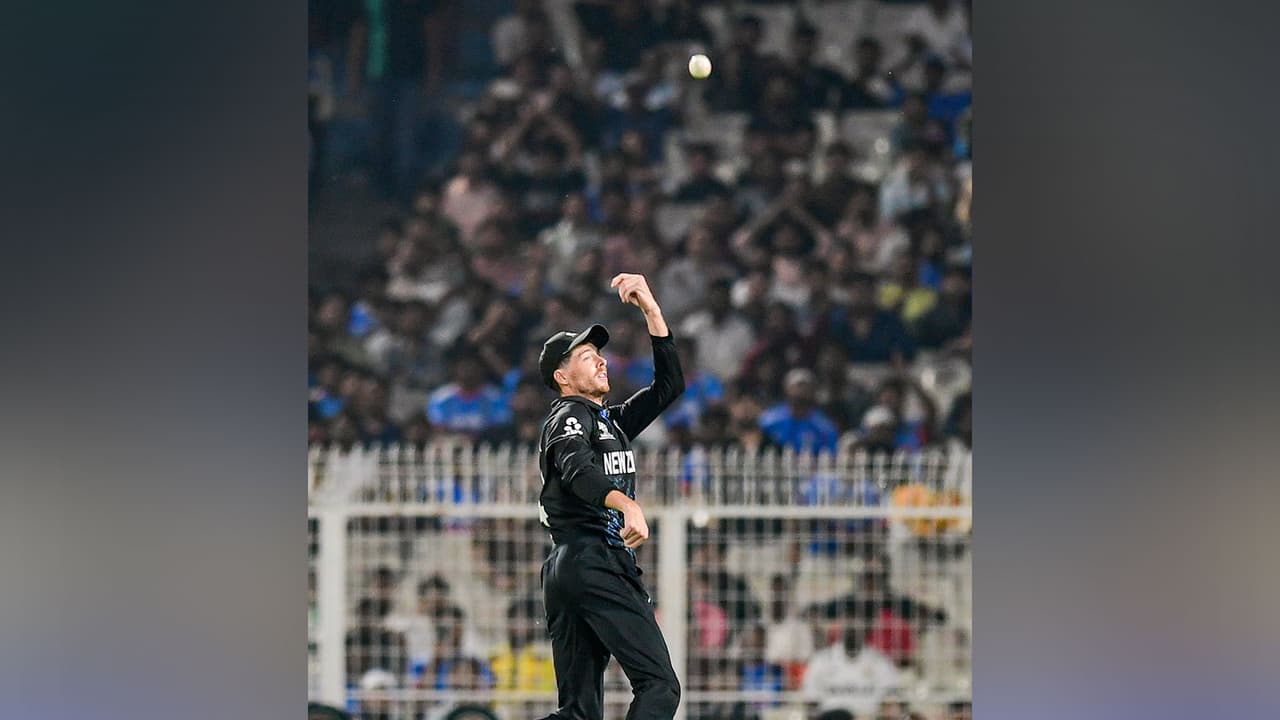 South Africa crush New Zealand by 7 wickets to take 1-0 T20I lead