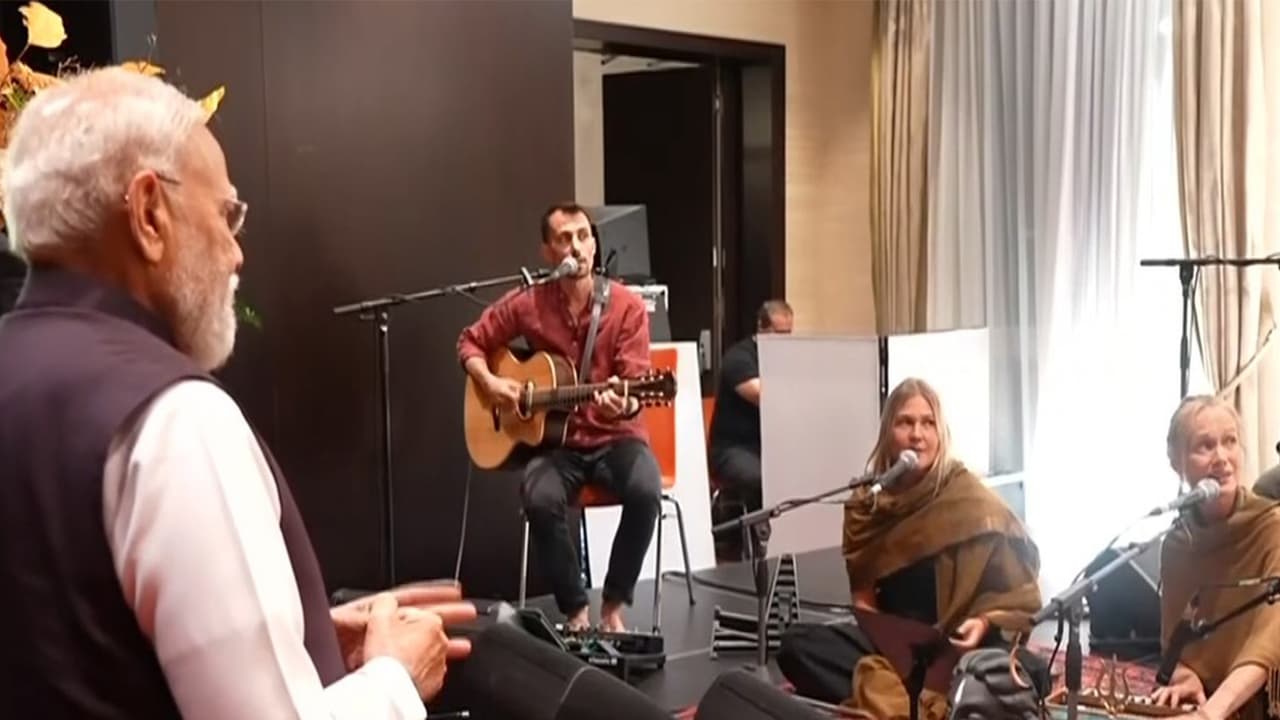 Slovak musician's mantra performance for Modi highlights India ties
