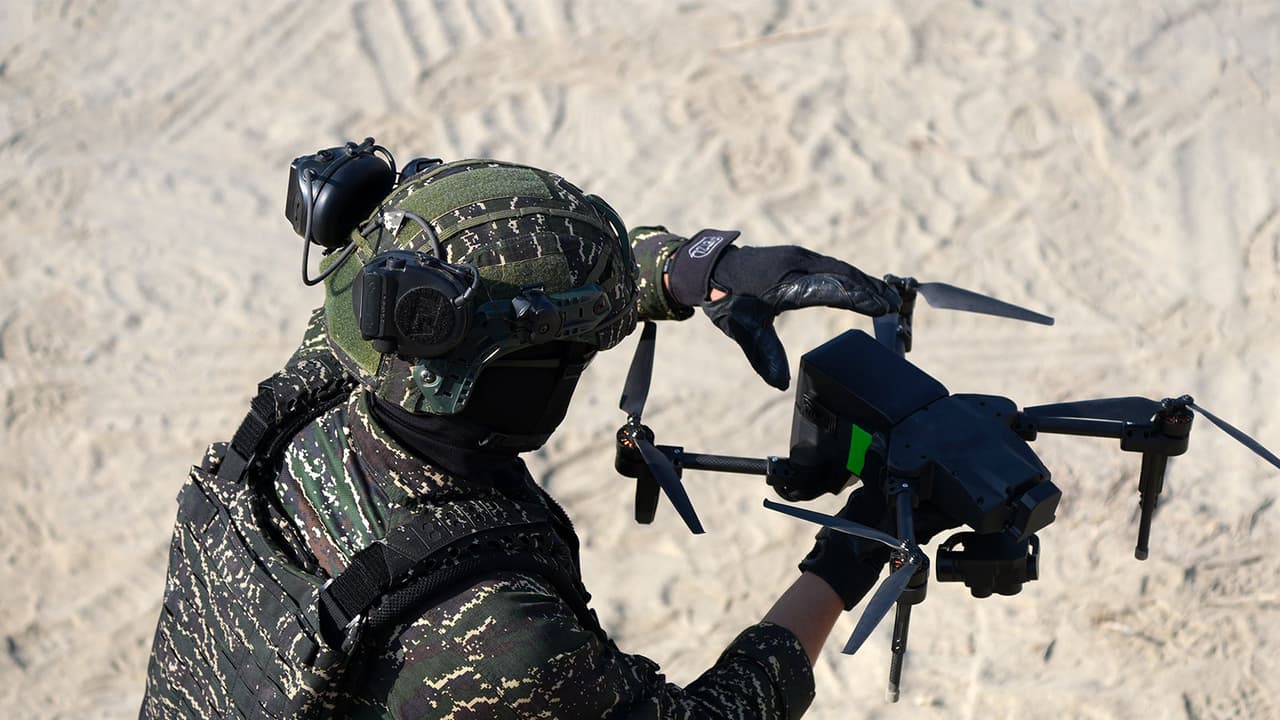 Taiwan detects 11 Chinese military aircraft, 7 vessels near island