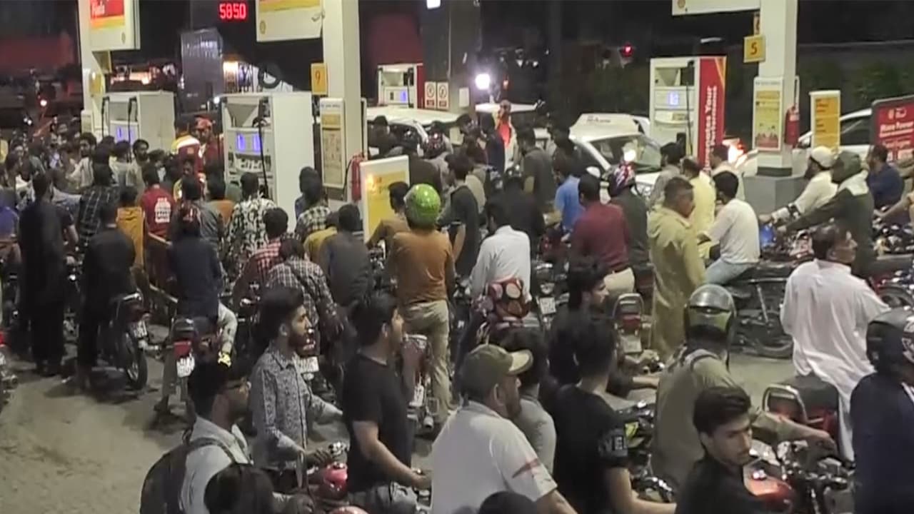 Lahore students warn rising petrol prices fast becoming unsustainable