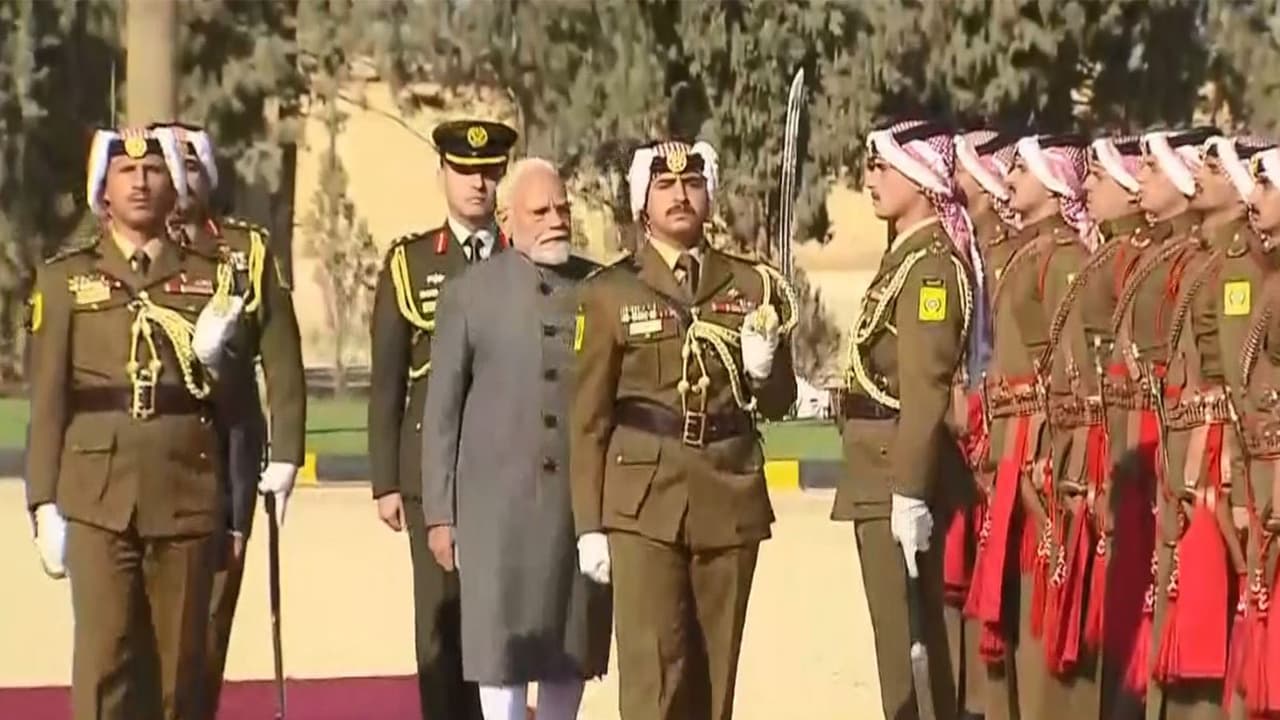 PM Modi gets ceremonial welcome in Jordan, to hold talks with King