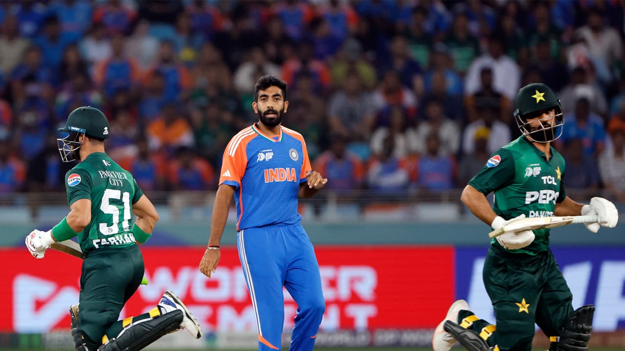 Pakistan can make a 'U-turn' on India match boycott: Irfan Pathan