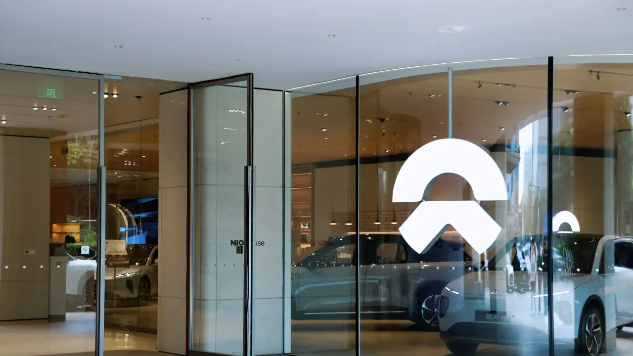 NIO Stock Rises On Macquarie Upgrade Even As Rivals LI, XPEV Get Price  Target Cuts | Asianet Newsable