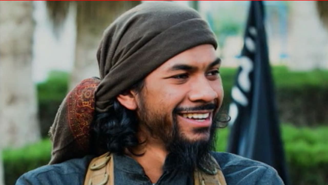 ನೀಲ್ ಪ್ರಕಾಶ್ ಮೋಸ್ಟ್ ವಾಂಟೆಡ್ ಉಗ್ರನೆನಿಸಿದ್ದು ಹೇಗೆ? ಇಸ್ಲಾಂ ಧರ್ಮ ಅಪ್ಪಿದ್ದು ಹೇಗೆ? ನೀಲ್ ಪ್ರಕಾಶ್ ಮೋಸ್ಟ್ ವಾಂಟೆಡ್ ಉಗ್ರನೆನಿಸಿದ್ದು ಹೇಗೆ? ಇಸ್ಲಾಂ ಧರ್ಮ ಅಪ್ಪಿದ್ದು ಹೇಗೆ?