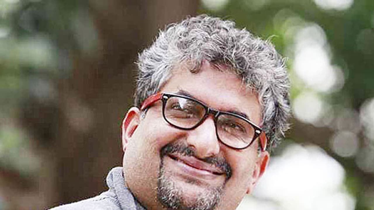 എന്താണ് 'ഒരു ഞായറാഴ്ച'; അഞ്ചാമതും മികച്ച സംവിധായകനായ ശ്യാമപ്രസാദ് പറയുന്നു എന്താണ് 'ഒരു ഞായറാഴ്ച'; അഞ്ചാമതും മികച്ച സംവിധായകനായ ശ്യാമപ്രസാദ് പറയുന്നു