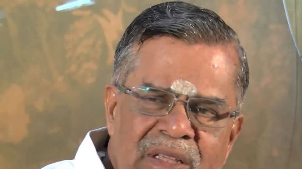 அதிமுகவின் அரசின் செயல்பாடு எதிர்பார்த்தபடி இல்லை: இல.கணேசன் எம்.பி. அதிமுகவின் அரசின் செயல்பாடு எதிர்பார்த்தபடி இல்லை: இல.கணேசன் எம்.பி.