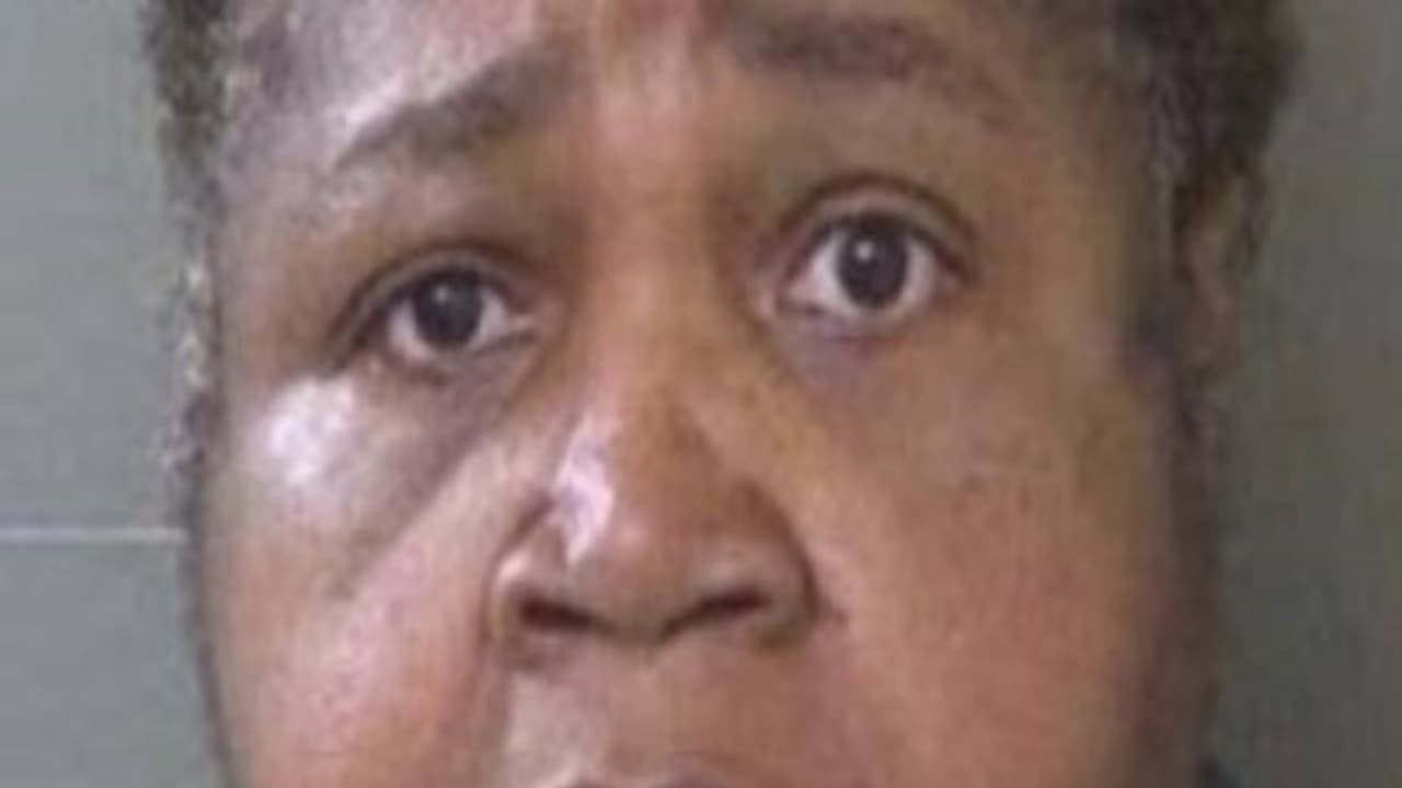 பூச்சாண்டி காட்டிய “குண்டு பெண்”...! உயிரிழந்த 9 வயது சிறுமி..! பூச்சாண்டி காட்டிய “குண்டு பெண்”...! உயிரிழந்த 9 வயது சிறுமி..!