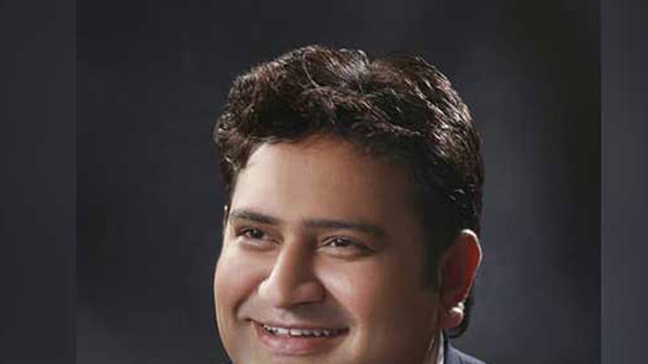 AAP minister Sandeep Kumar's aide detained by Delhi police